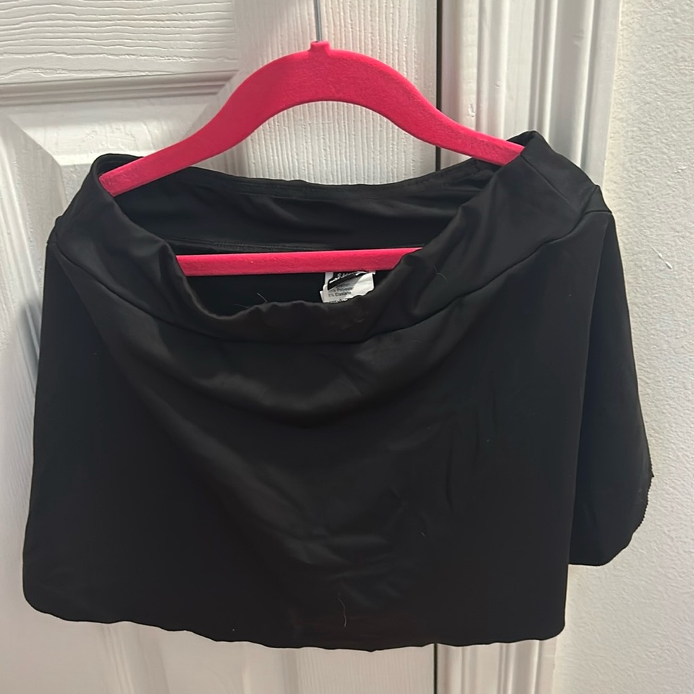 Basic black skirt